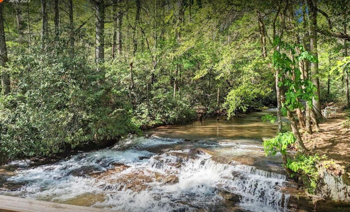 The Cascades Inn-Waterfall Retreat Tiger 外观 照片