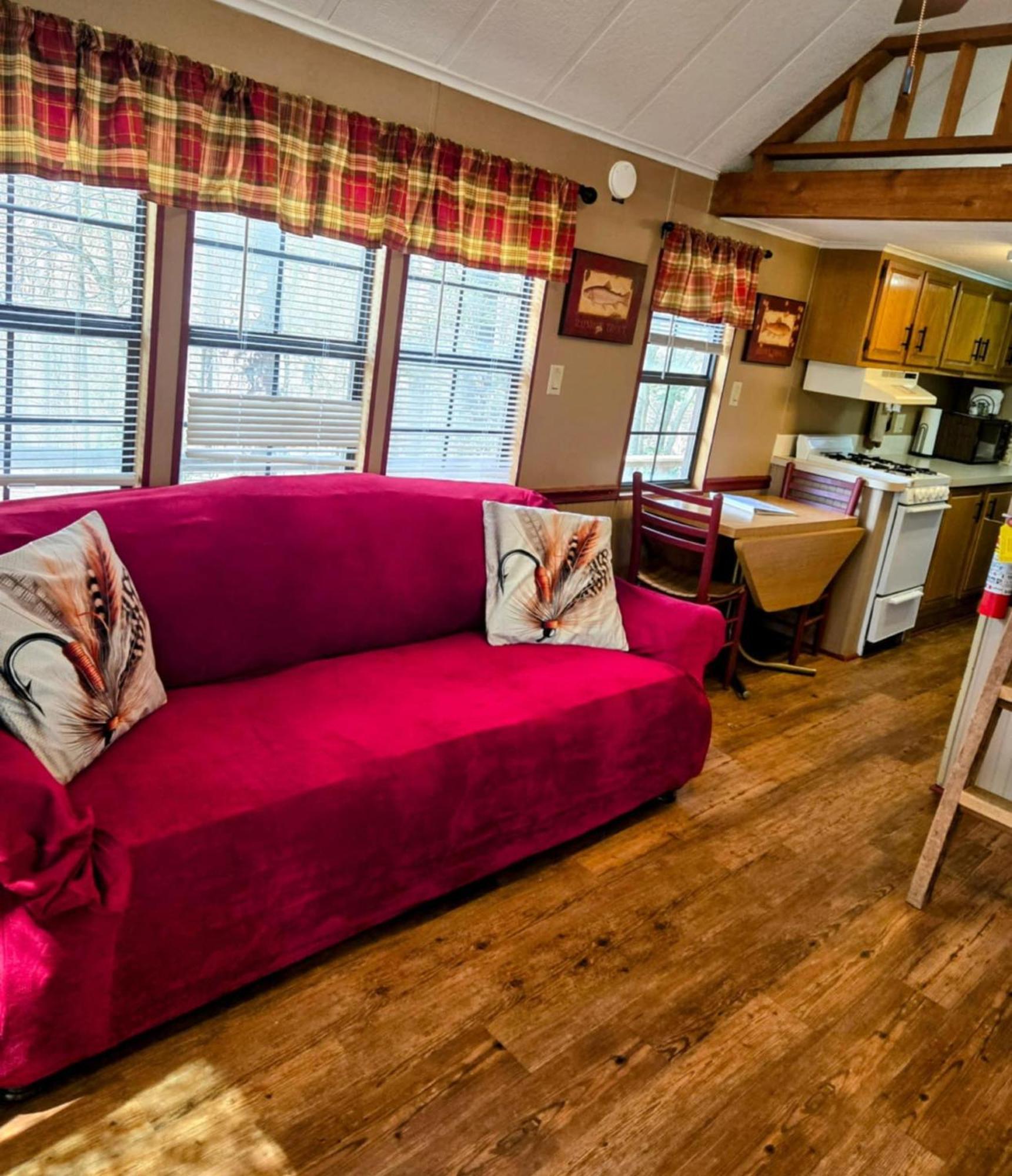 The Cascades Inn-Waterfall Retreat Tiger 外观 照片